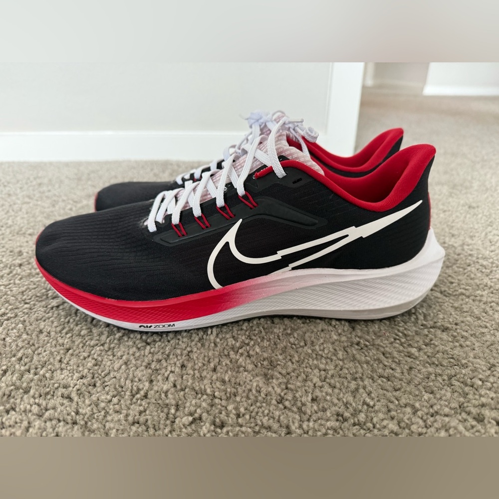 Nike Air Zoom Pegasus 39 ‘Bowerman Track Club’, Men’s size 12.5. Never worn.
